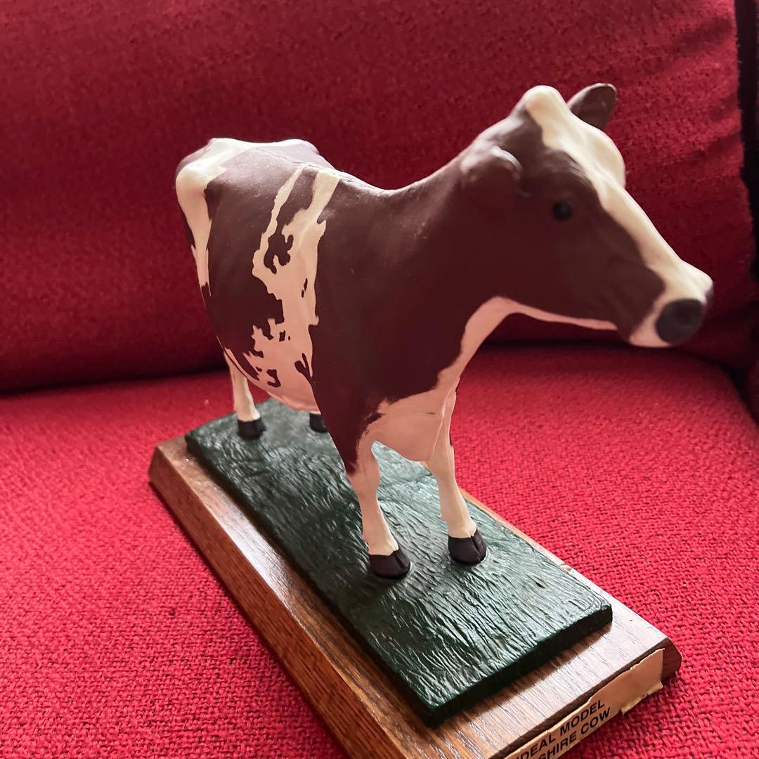 牛の飾り物