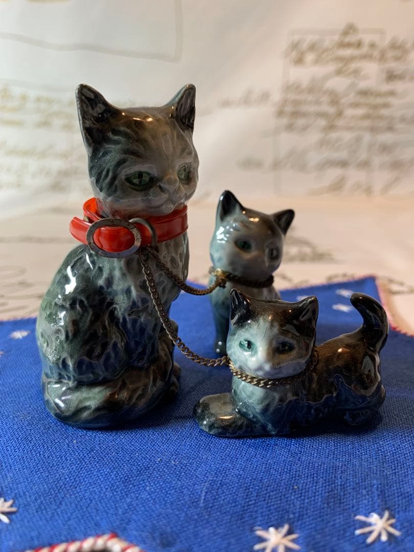 ゲーベル人形　西ドイツ製　陶器置物　レアな可愛い親子3匹セットの猫ちゃん！