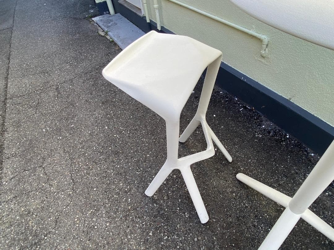 大阪★配送無料エリア有「S183」 PLANK MIURAテーブル&スツール2脚