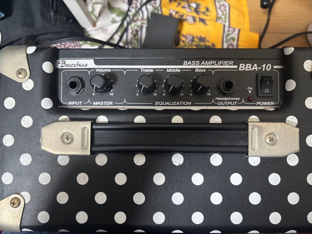 Bacchus バッカス　BBA-10 ベースアンプ