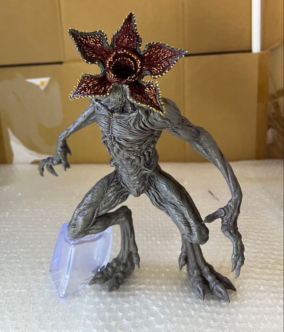 STRANGER THINGS デモゴルゴン A賞 ストレンジャー•シングス - メルカリ