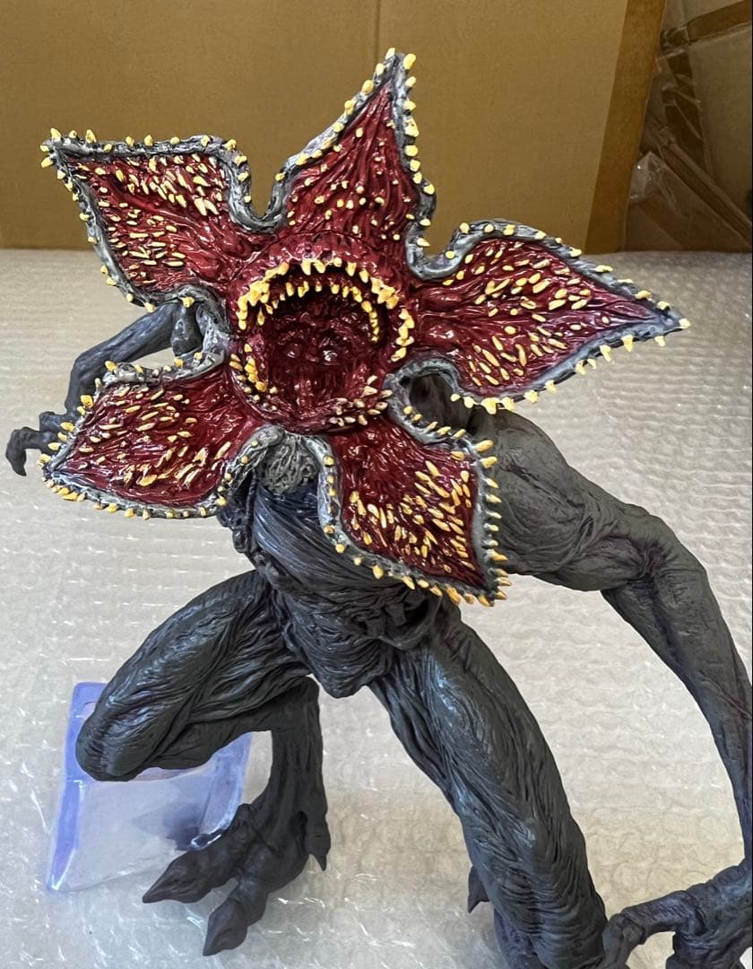 STRANGER THINGS デモゴルゴン A賞 ストレンジャー•シングス - メルカリ