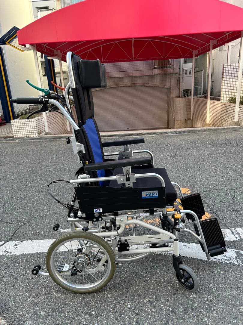 車いす MIKI ミキ リクライニング ティルト式 介助用車いす BAL-12