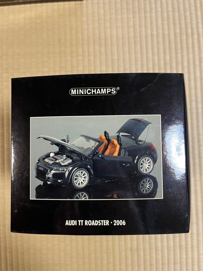 ミニチャンプス AUDI TT ROADSTER 2006 AUTOart