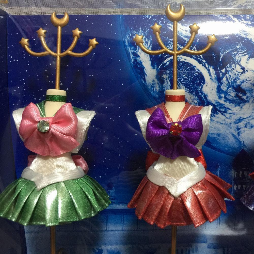 新品未開封 USJ 美少女戦士セーラームーン ジュエリースタンドセット ユニバ