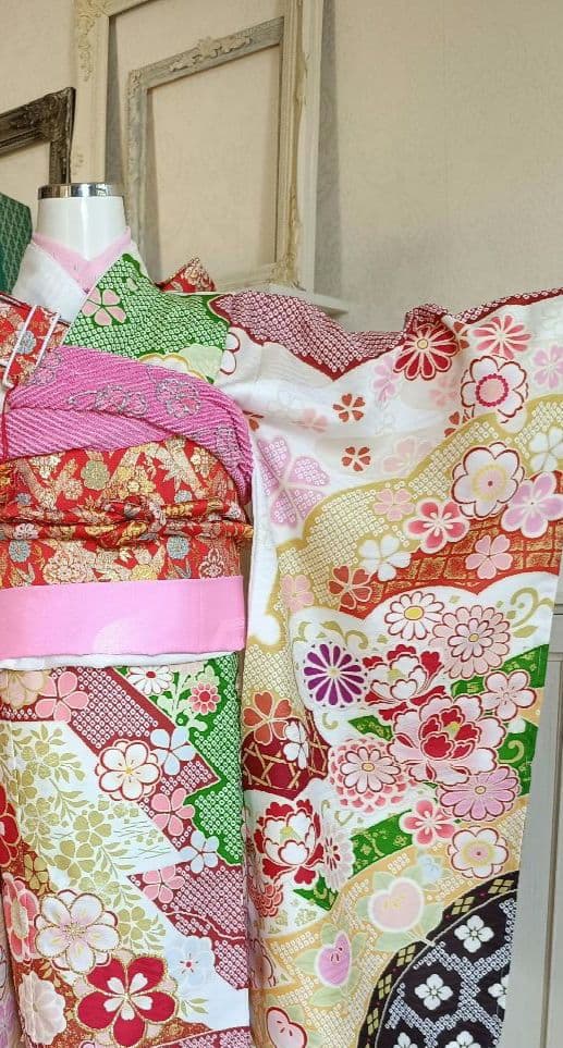 式部浪漫☆新品刺繍入着物☆作り帯フルセット