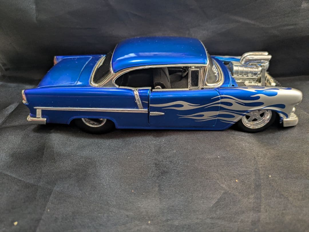 jada シボレー　ベルエア 1/24