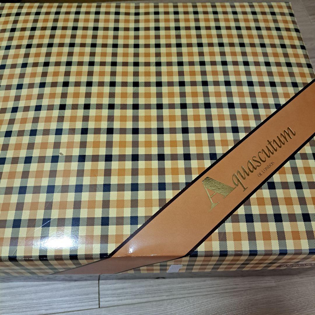 アクアスキュータム ブラウン チェック柄 掛け布団 羽毛 ふとん