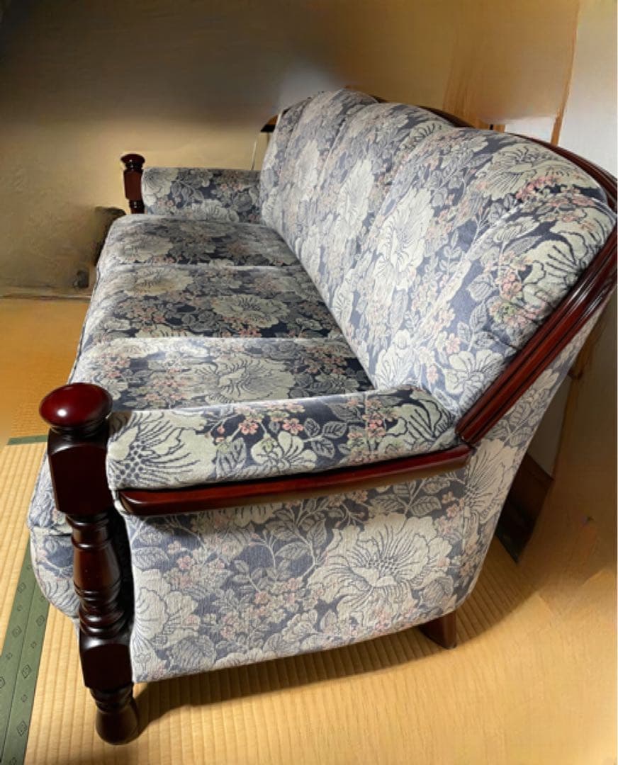 karimoku カリモク 3人掛けソファ 金華山 花柄