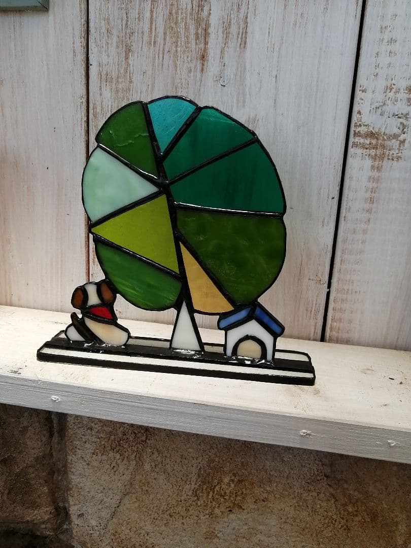 緑の木とワンちゃん2