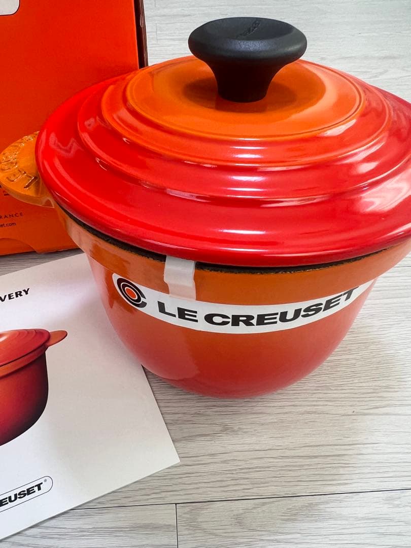 【新品未使用】LE CREUSET オレンジ18cm ココット・エヴリィ