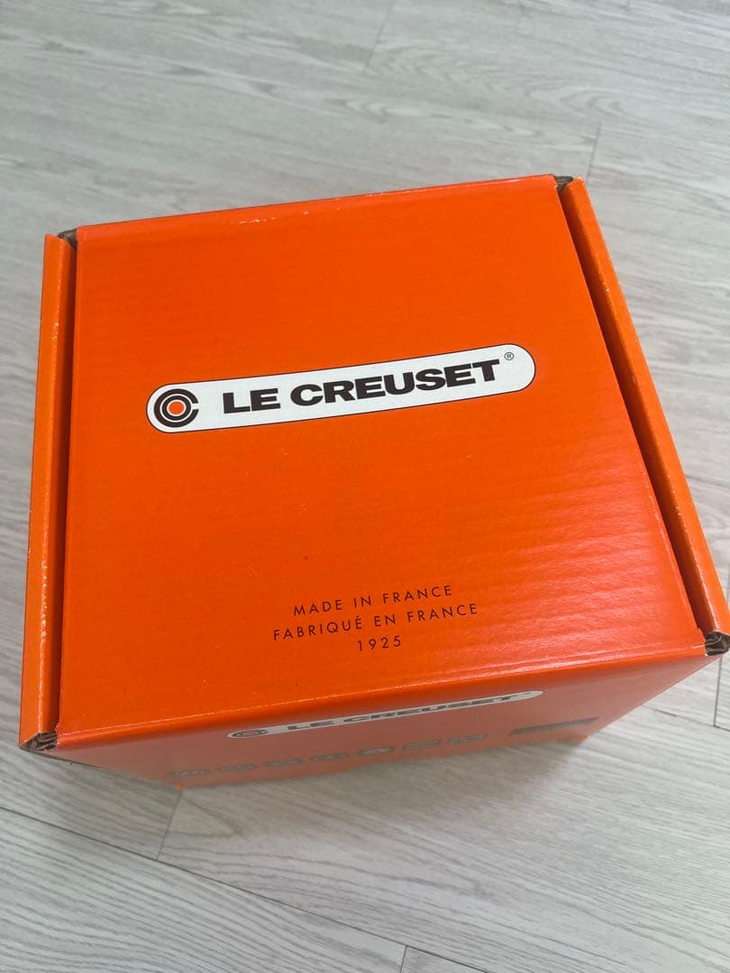 【新品未使用】LE CREUSET オレンジ18cm ココット・エヴリィ
