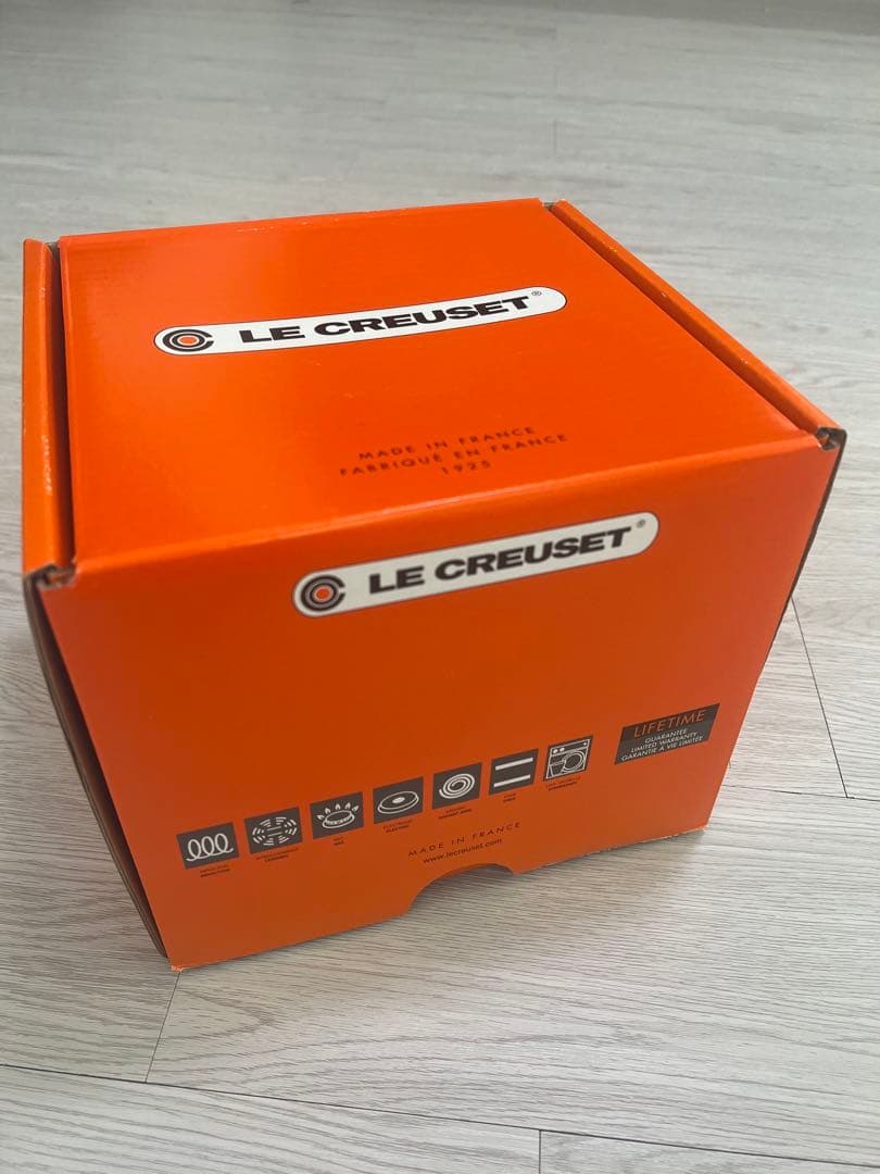 【新品未使用】LE CREUSET オレンジ18cm ココット・エヴリィ