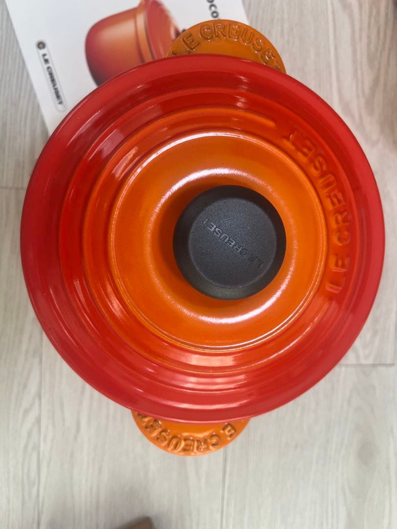 【新品未使用】LE CREUSET オレンジ18cm ココット・エヴリィ