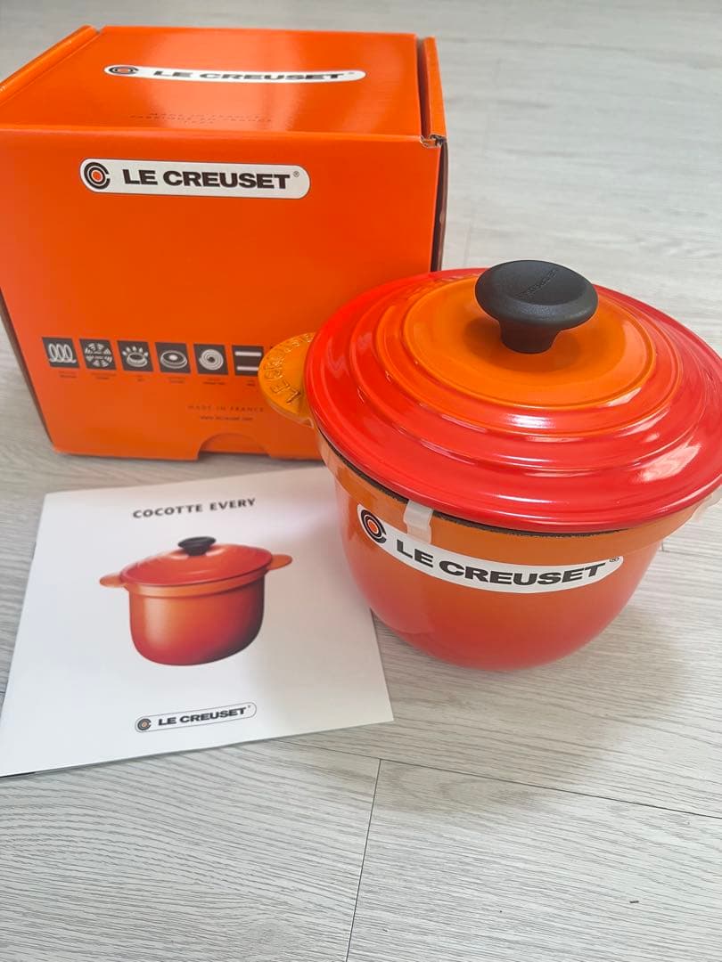 【新品未使用】LE CREUSET オレンジ18cm ココット・エヴリィ