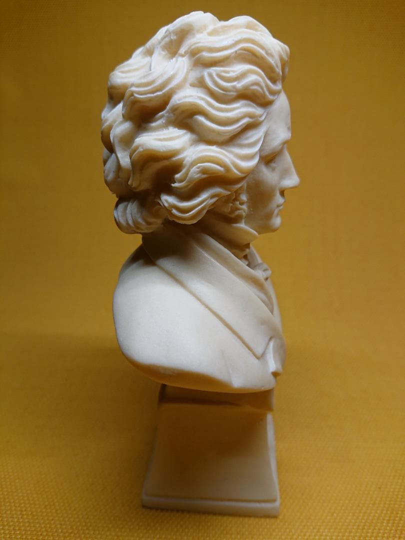 【美品】人形　音楽家　イタリア　置物　インテリア　工芸品　美術品　A2961