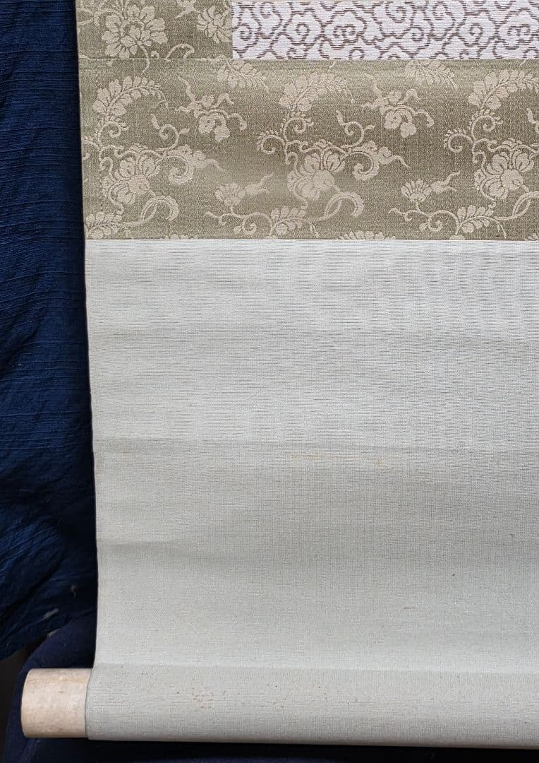 枝垂れ白菊図】周平 2724 掛け軸 肉筆 - メルカリ