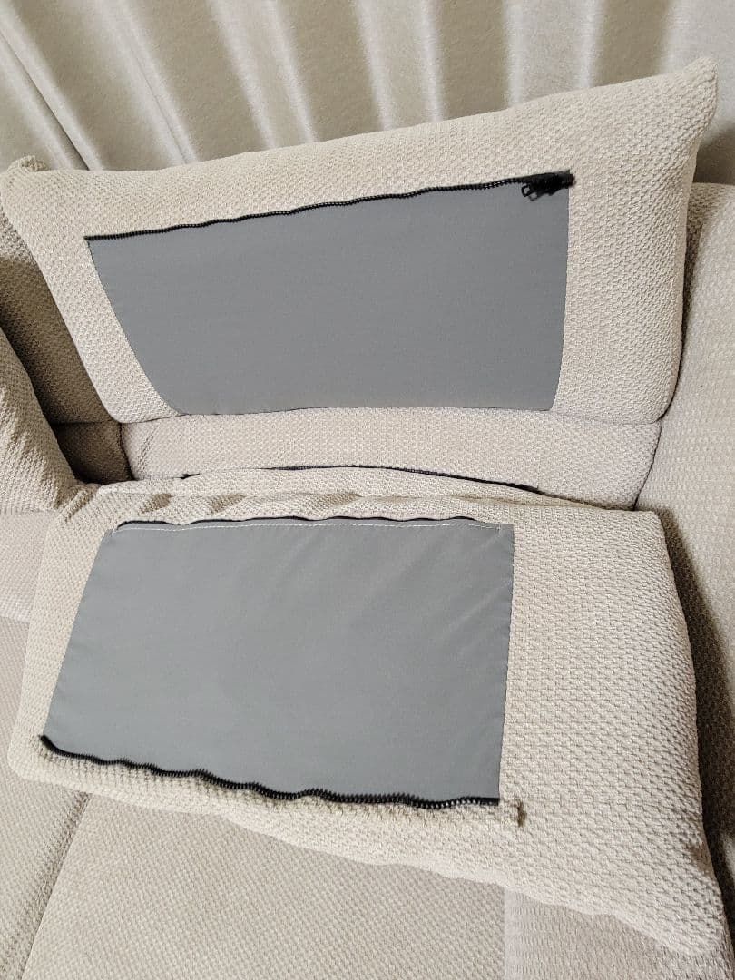 ベージュ2人掛けソファ　ニトリ