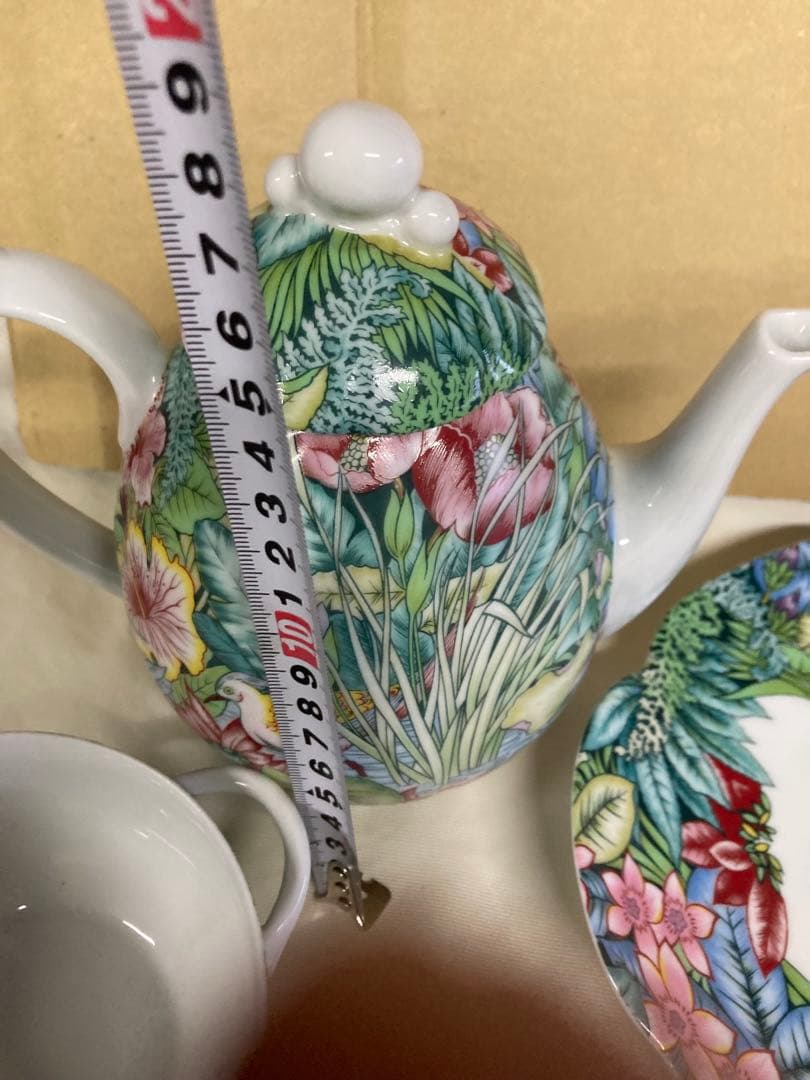 花柄食器セット ティーポット・プレート・ボウル