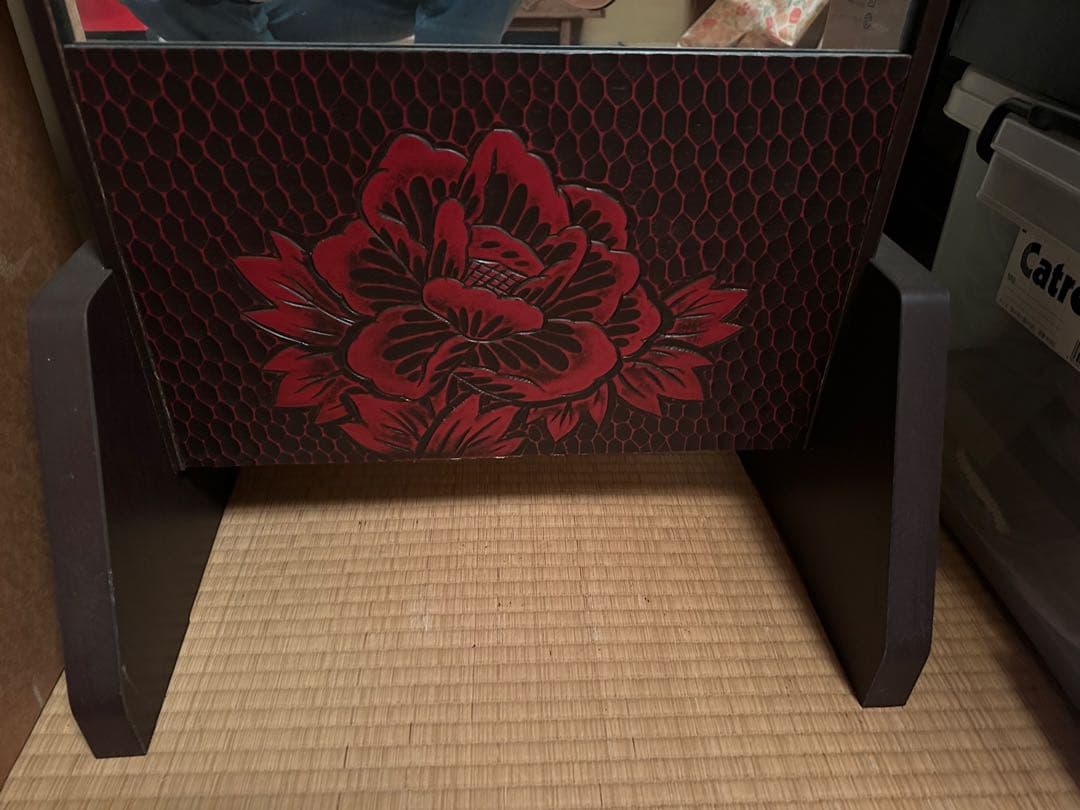 【引き取りの方限定特価】美品　木製スタンドミラー 花柄装飾