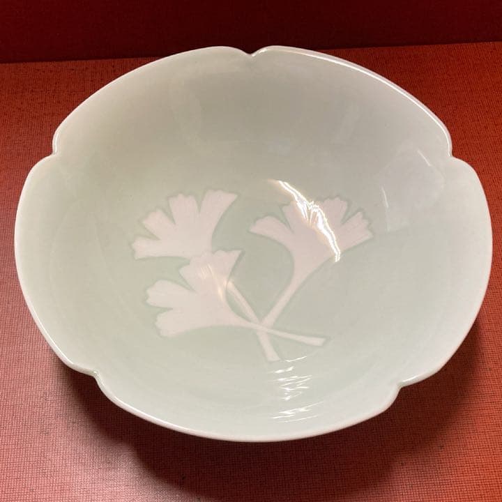 【人間国宝】 井上萬二 青白磁公孫樹文 菓子鉢 【真作保証】