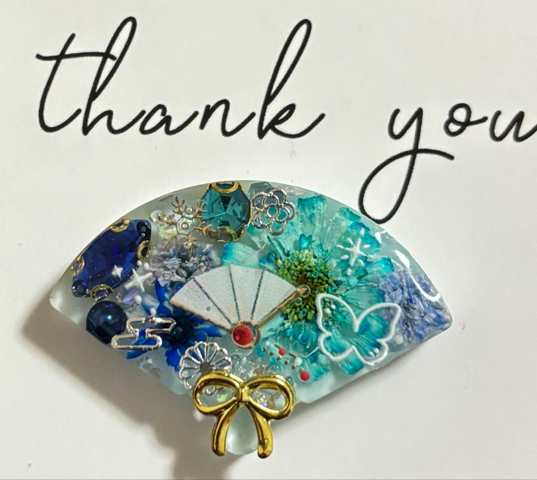 再販不可。センス♡かすみ草♡レジンヘアゴムブローチ