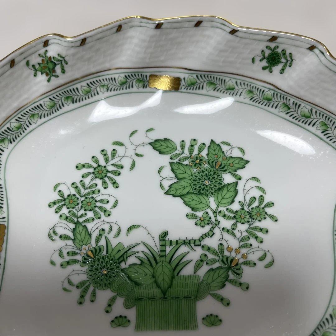 ヘレンドのインドの華グリーン シリーズのリーフディッシュ 貝殻型の緑色花柄皿