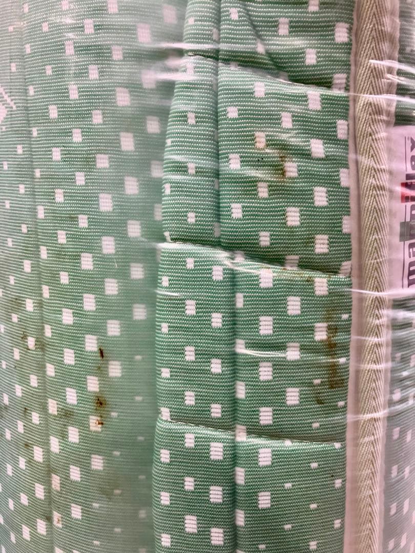 マニフレックス magniflex 緑色ドット柄ノンスプリングマットレス