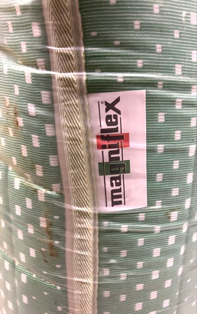 マニフレックス magniflex 緑色ドット柄ノンスプリングマットレス