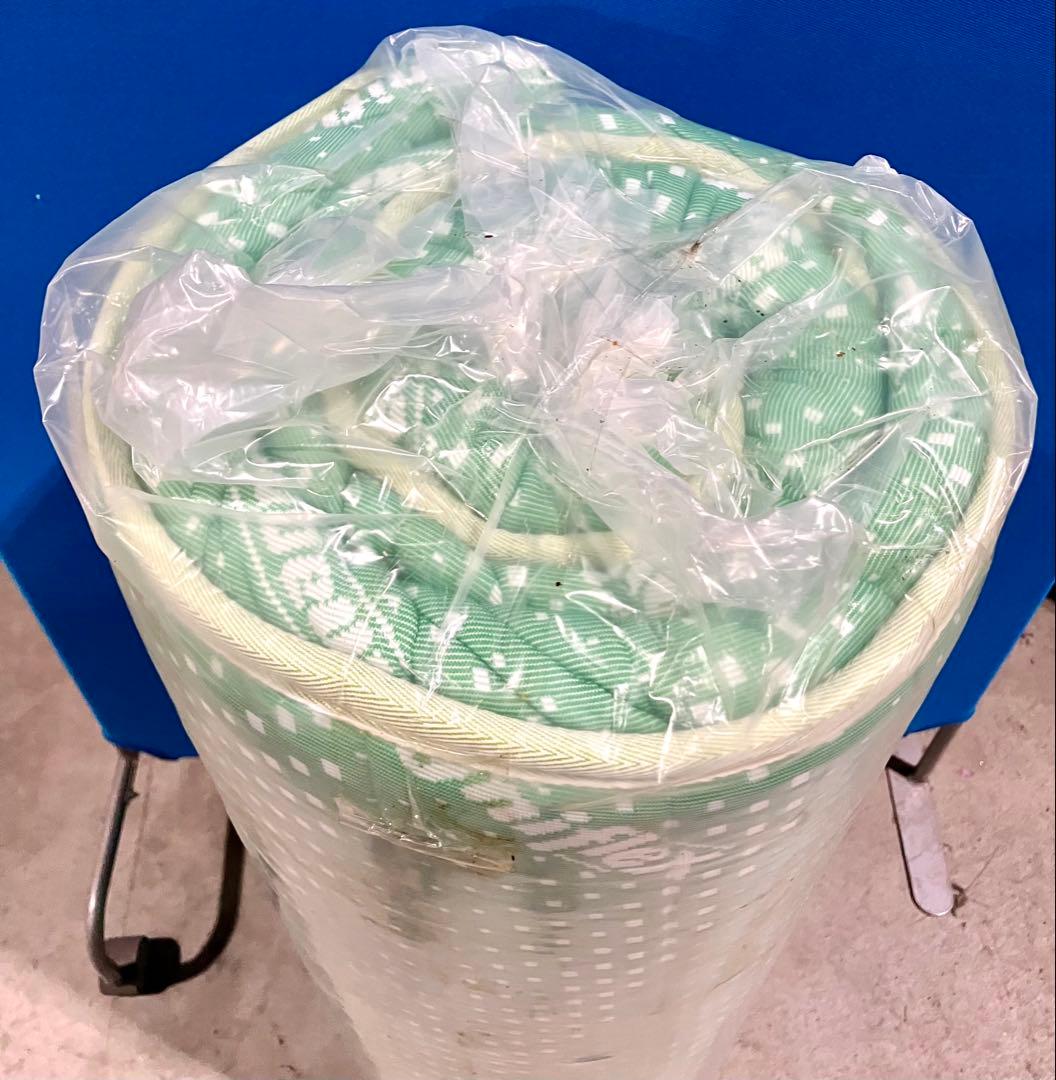 マニフレックス magniflex 緑色ドット柄ノンスプリングマットレス