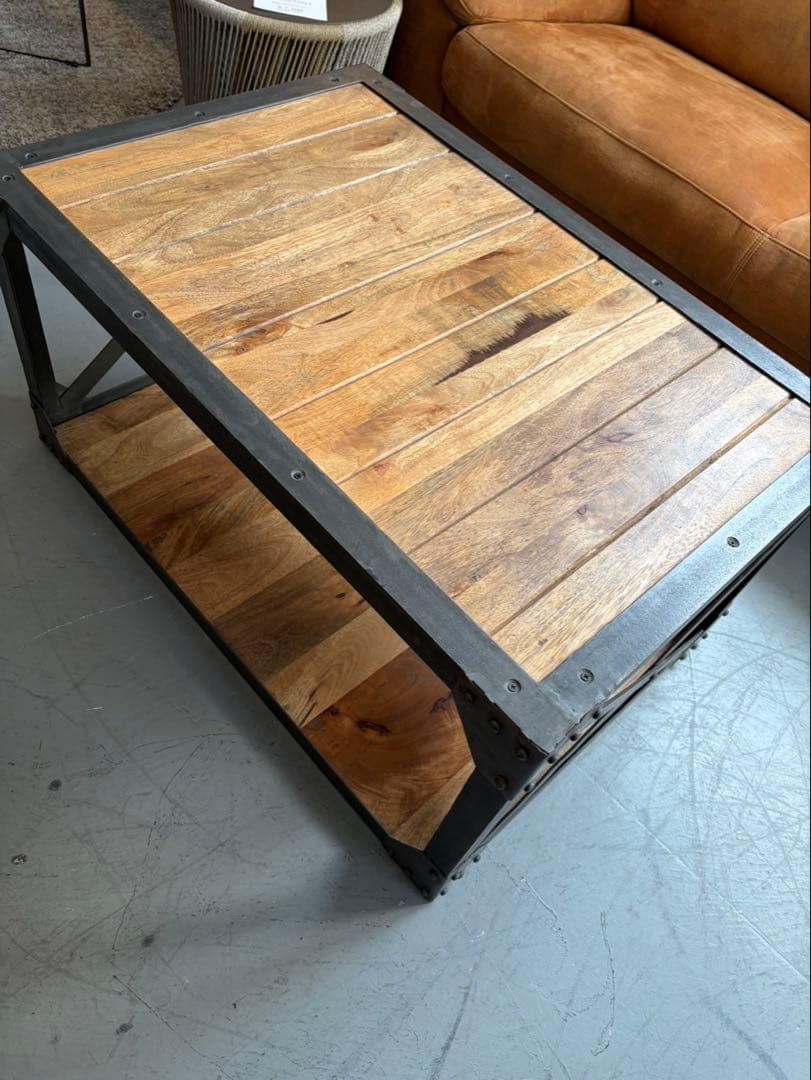 インダストリアル調　センターテーブル/ローテーブル