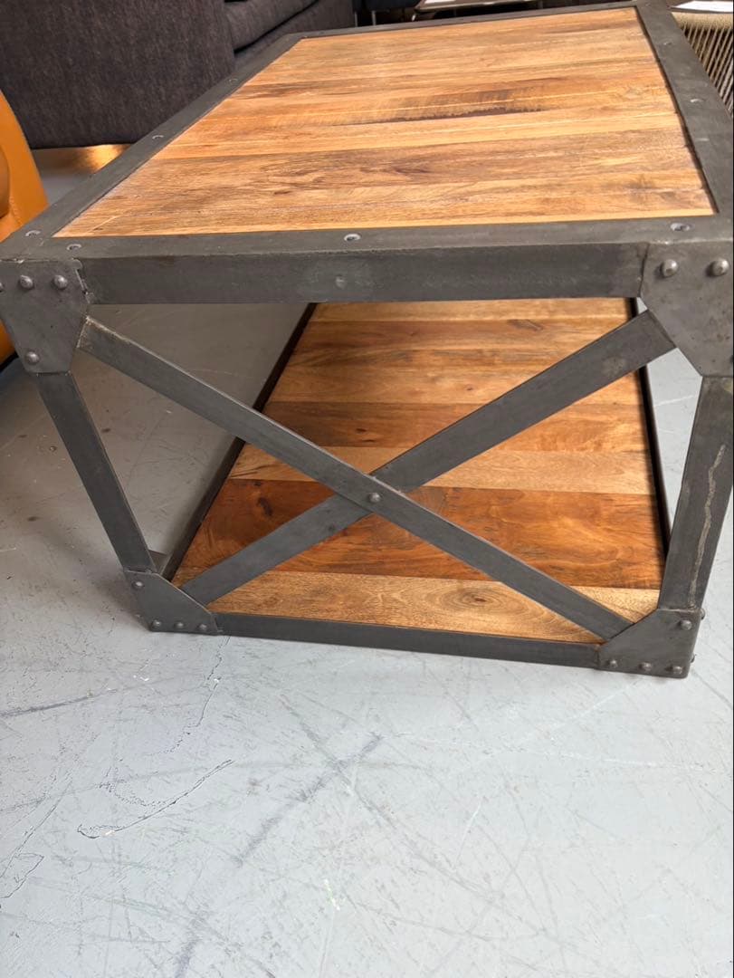 インダストリアル調　センターテーブル/ローテーブル