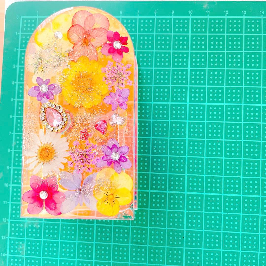 お花の入れ物　オーロラピンク