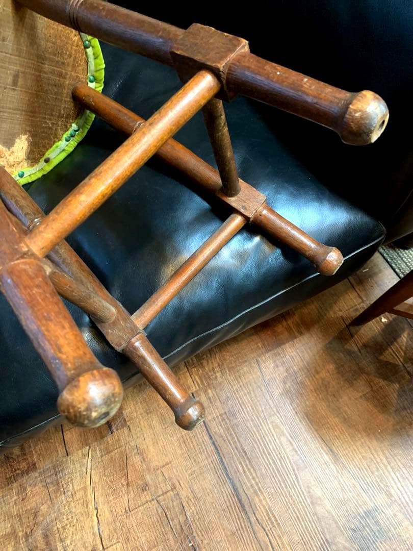 ヴィンテージグリーンモケット丸椅子