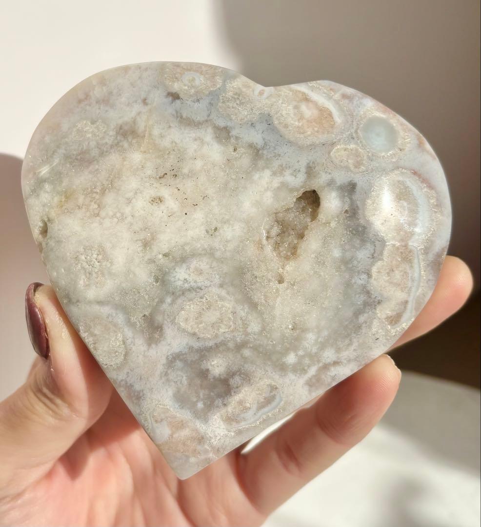 《レアカラー》ブルーグレー桜瑪瑙 ハート カービング 淡いピンク花模様