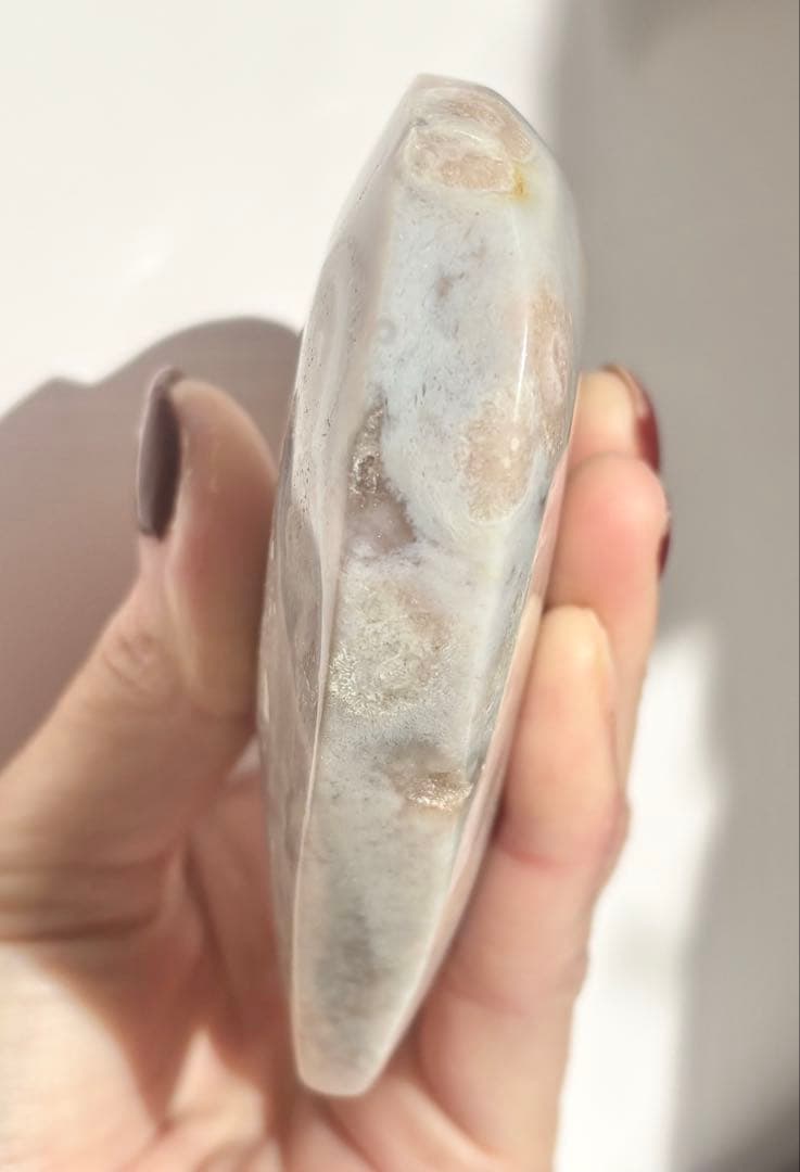 《レアカラー》ブルーグレー桜瑪瑙 ハート カービング 淡いピンク花模様