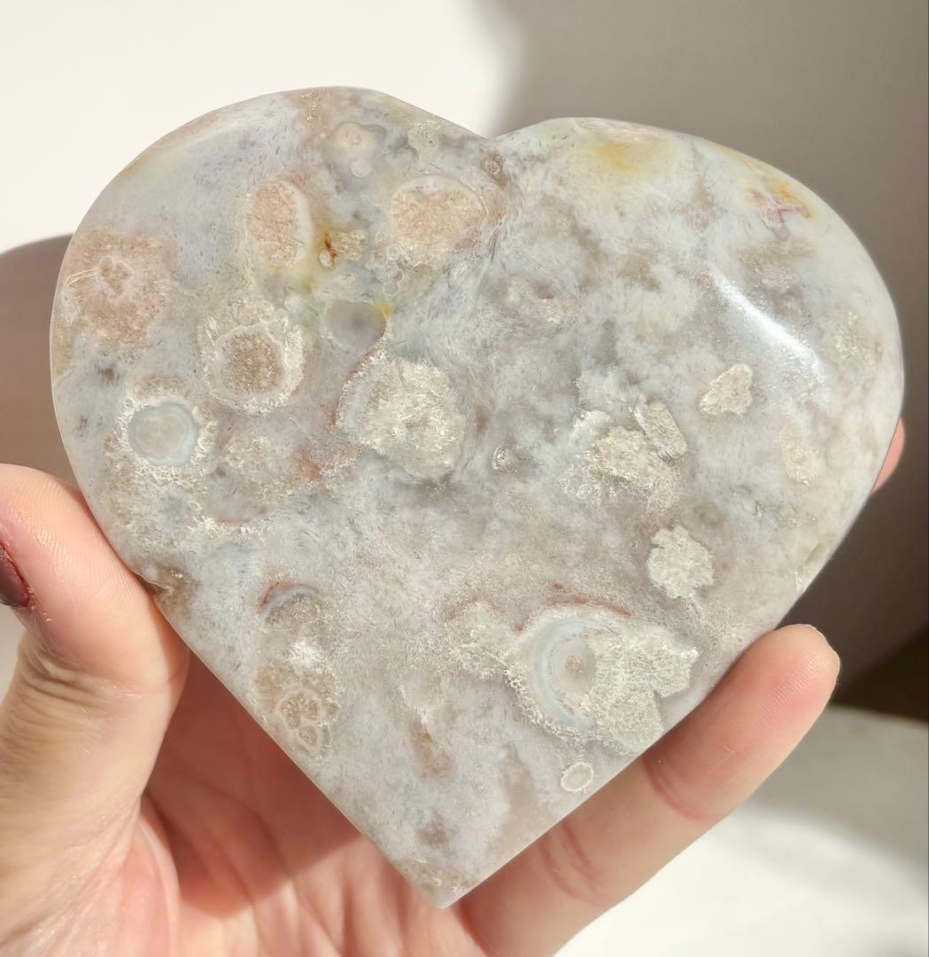 《レアカラー》ブルーグレー桜瑪瑙 ハート カービング 淡いピンク花模様