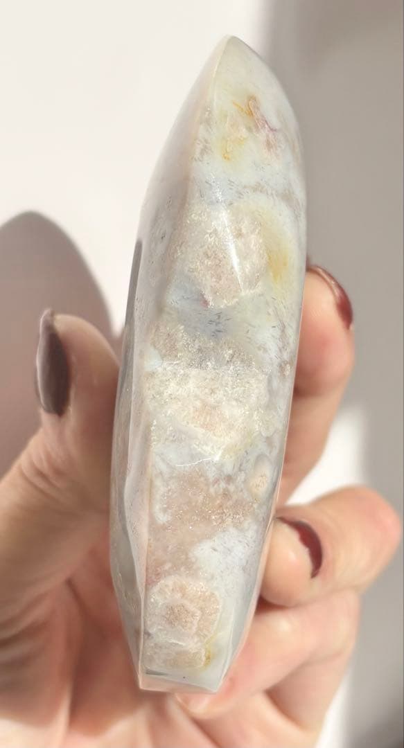 《レアカラー》ブルーグレー桜瑪瑙 ハート カービング 淡いピンク花模様