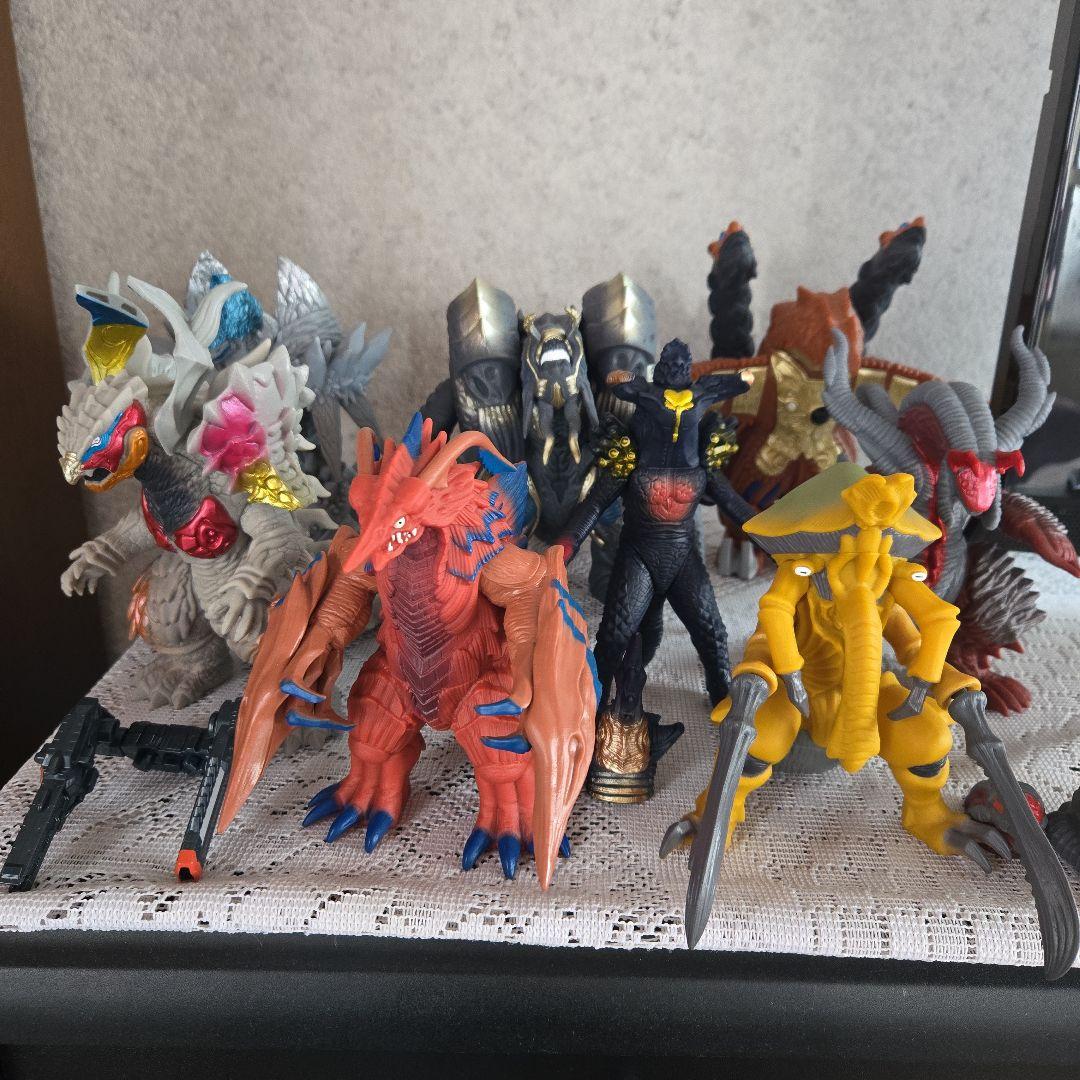 ウルトラ怪獣アドバンス&ウルトラ怪獣DX セット売り - メルカリ