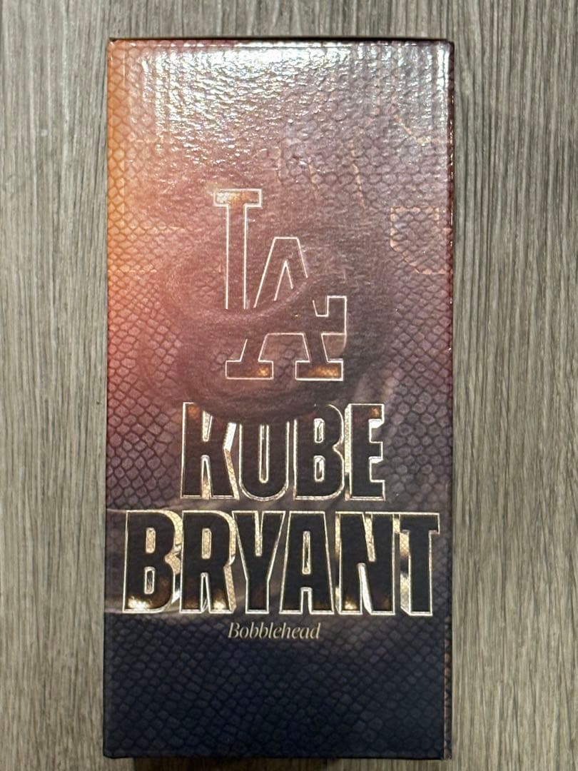 コービーブライアント ロサンゼルスドジャースボブルヘッド