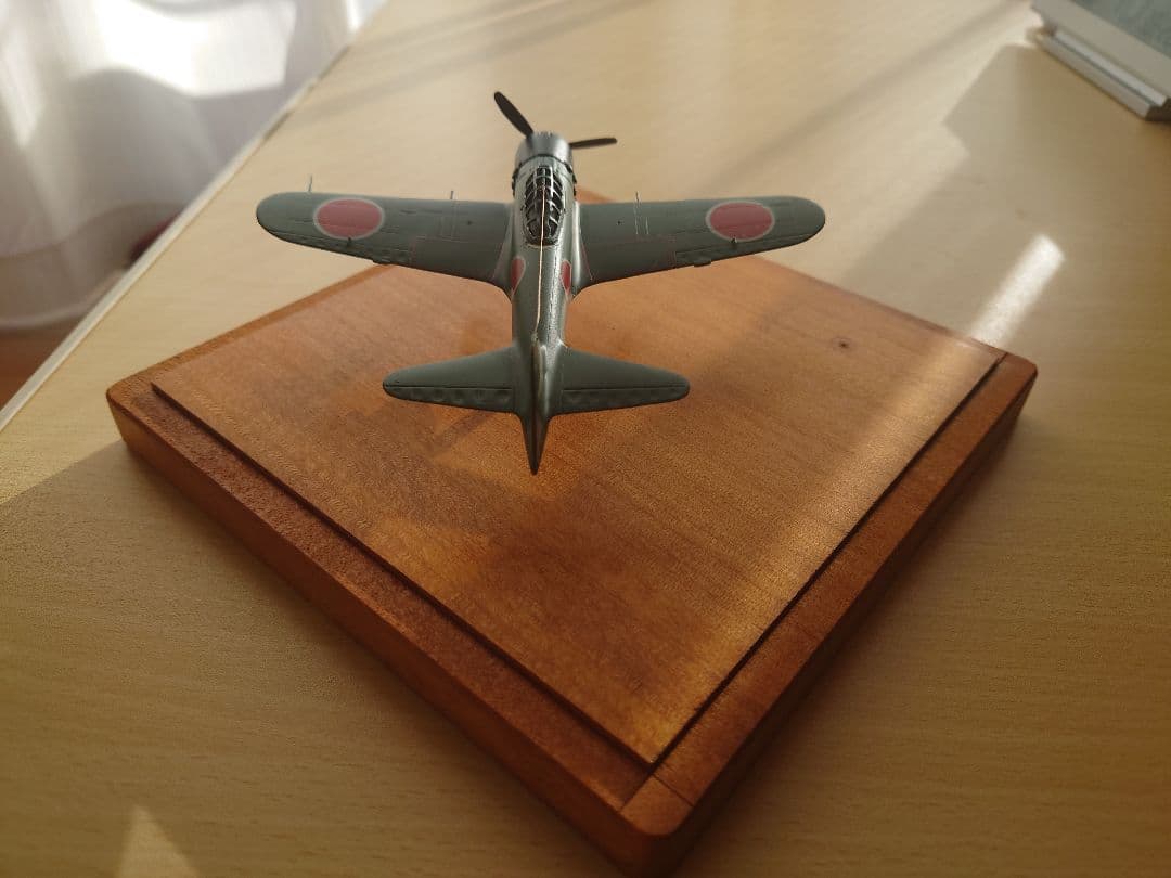 【精密・金属製】小西製作所 1/100 零式艦上戦闘機 五二型（ケース・台座付）