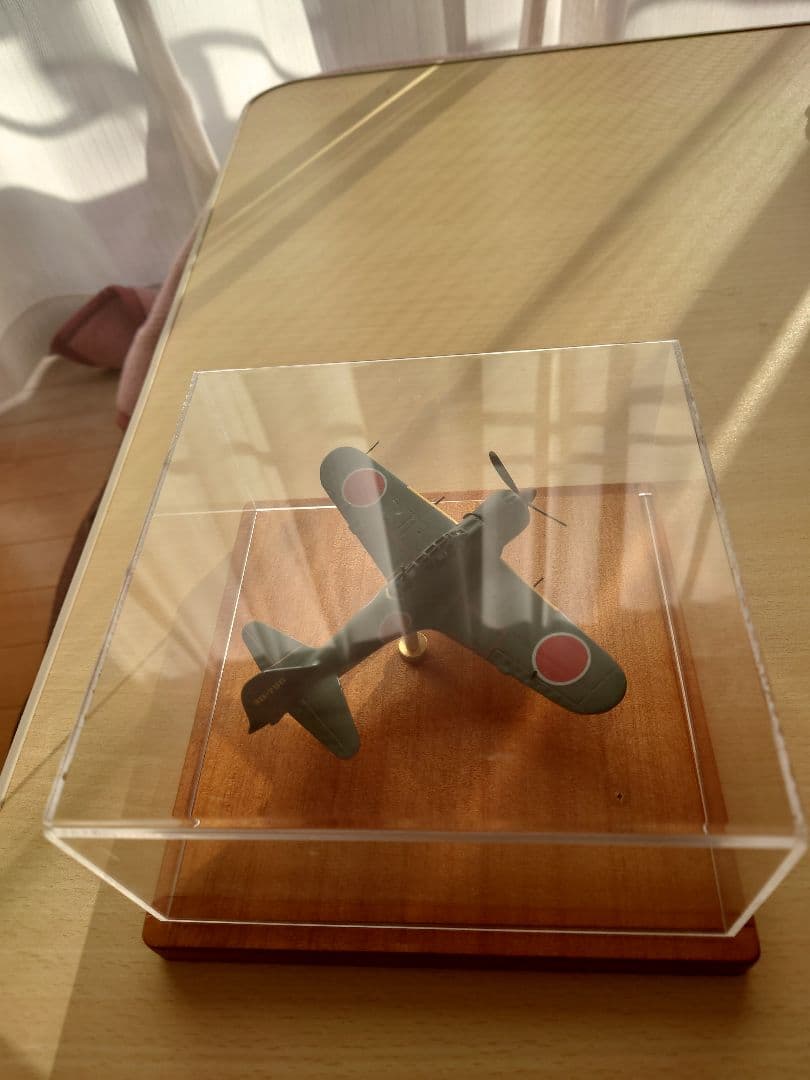 【精密・金属製】小西製作所 1/100 零式艦上戦闘機 五二型（ケース・台座付）