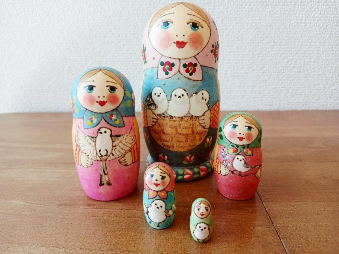 【LYH316】北欧ロシア雑貨 リューバ作のマトリョーシカ　シマエナガ
