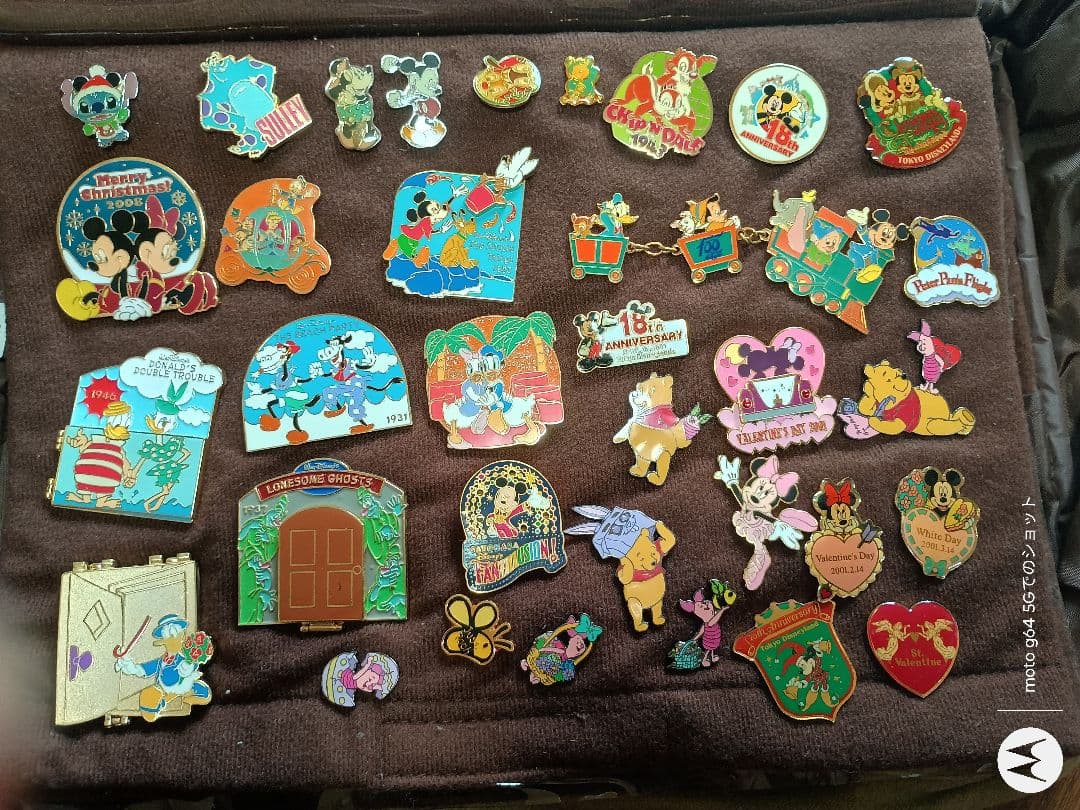 ディズニー ピンバッジ 220点 まとめ売り ピントレード品含む 全体写真無し