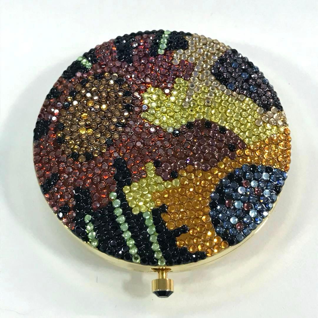 エスティローダー プレストパウダー スワロフスキー JUDITH LEIBER
