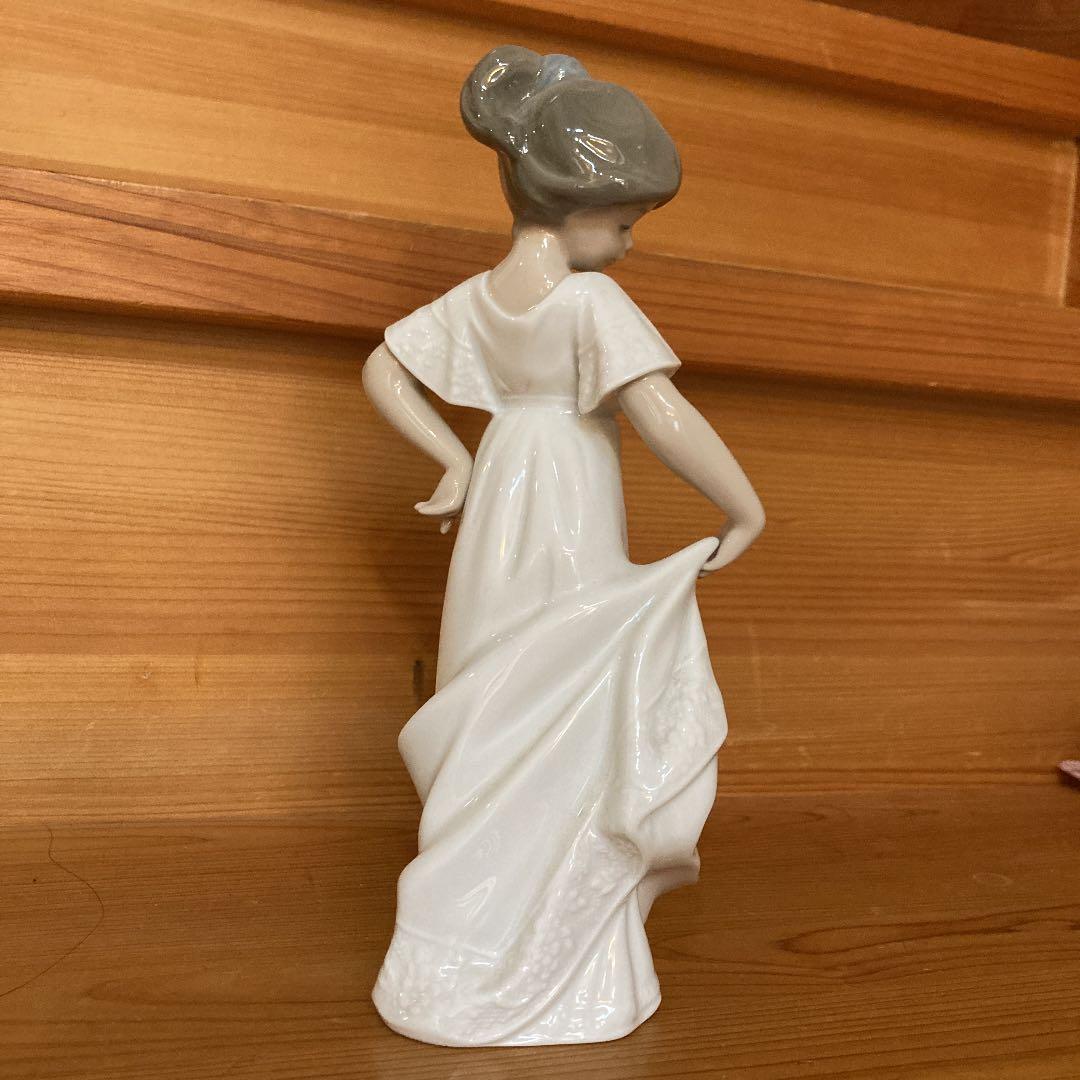 リヤドロ正規品22㎝