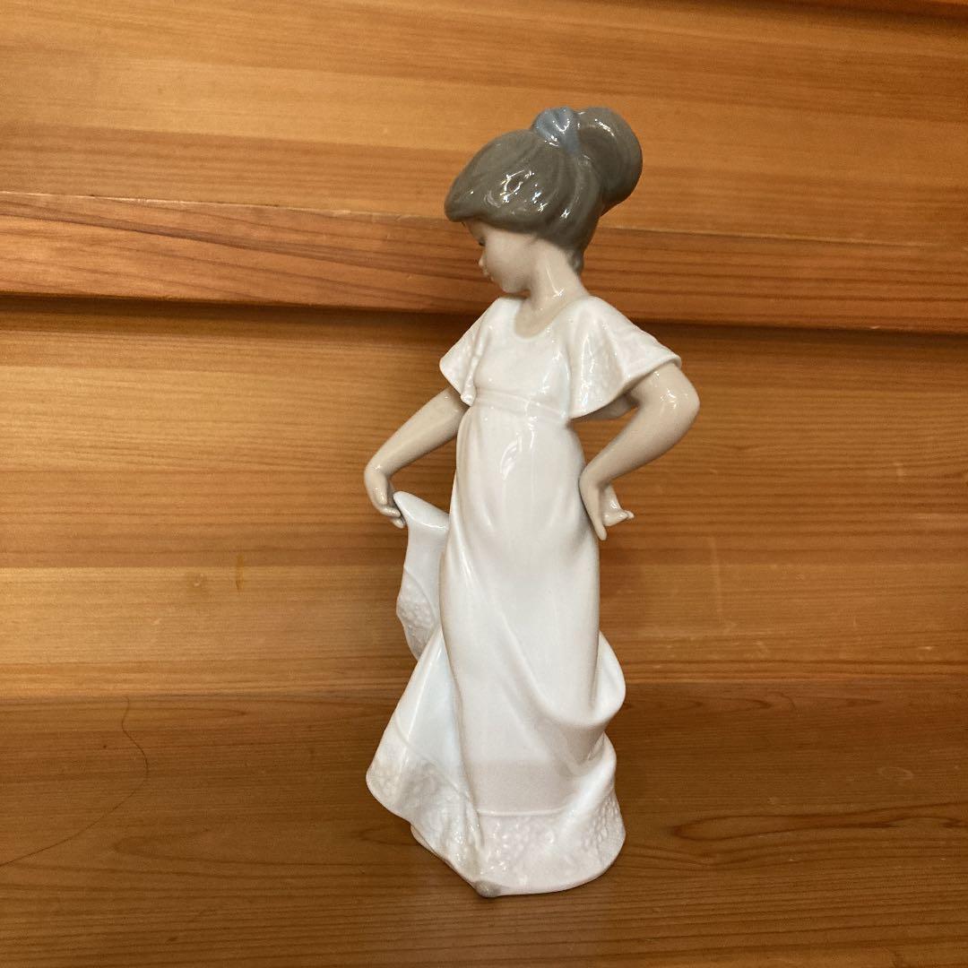 リヤドロ正規品22㎝