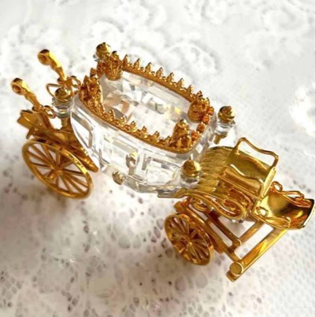 〜SWAROVSKI スワロフスキー 置物 馬車〜