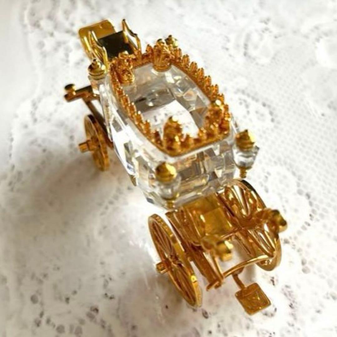 〜SWAROVSKI スワロフスキー 置物 馬車〜