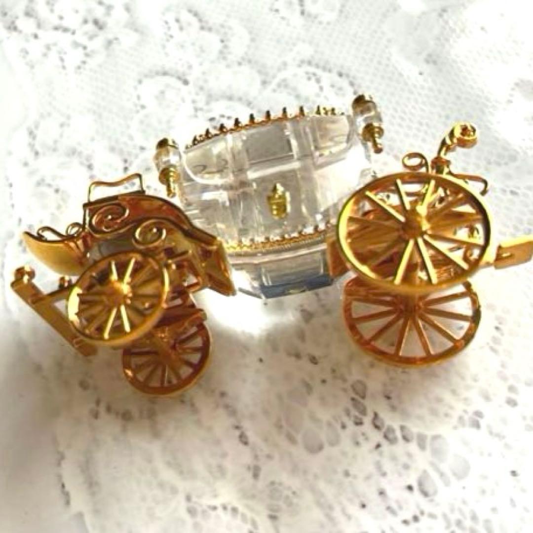 〜SWAROVSKI スワロフスキー 置物 馬車〜